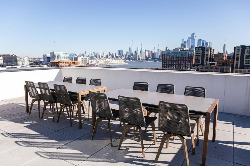 Dharma Home Suites Hoboken Exterior foto