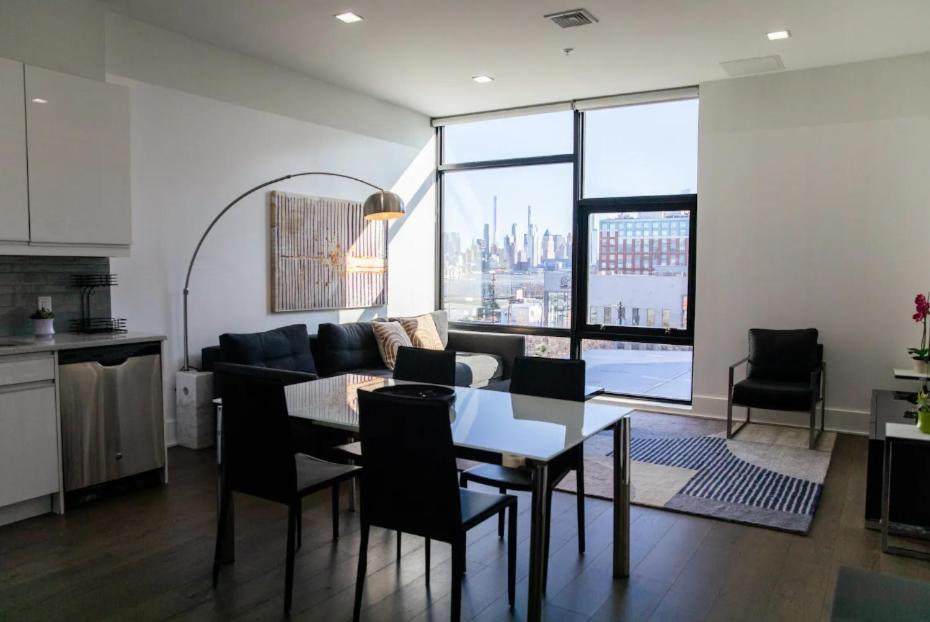 Dharma Home Suites Hoboken Exterior foto