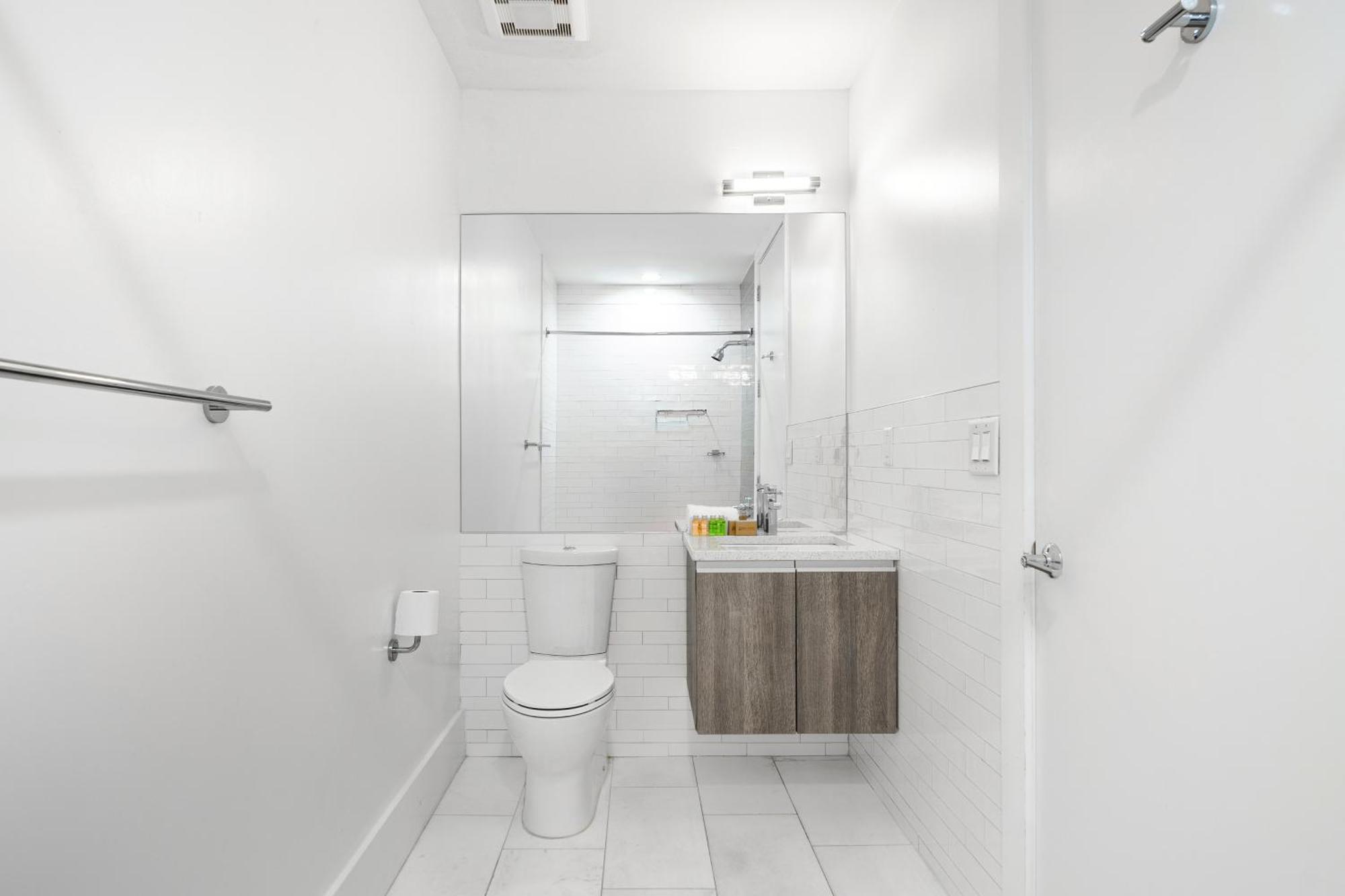 Dharma Home Suites Hoboken Exterior foto