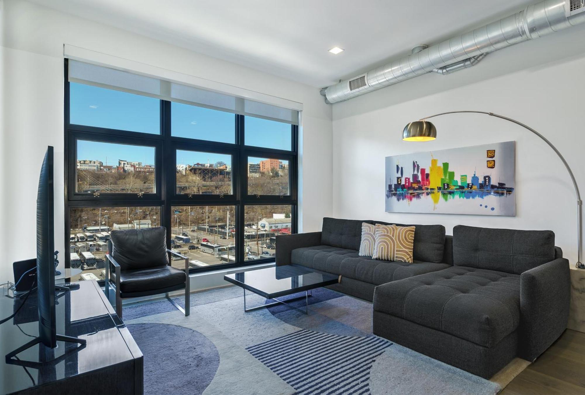 Dharma Home Suites Hoboken Exterior foto